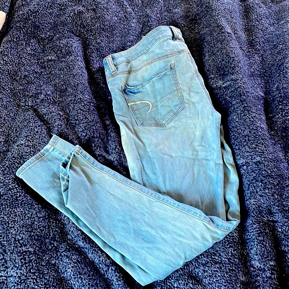 Light blue, American Eagle skinny jeans